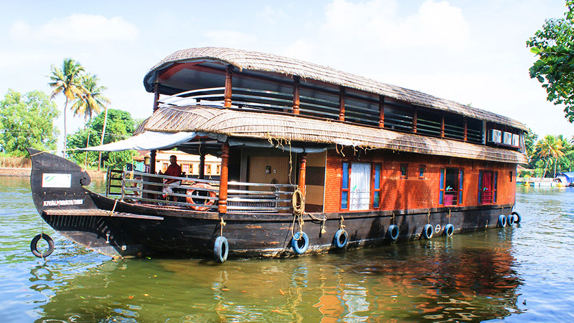 Three Bedroom Houseboat